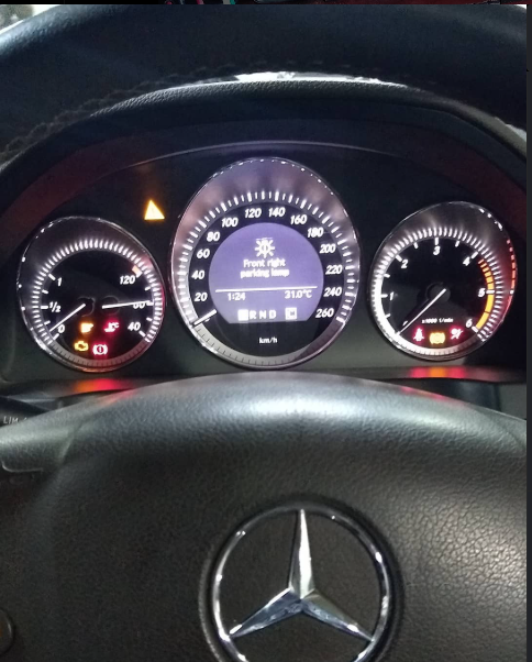 Mercedes Instrument Cluster